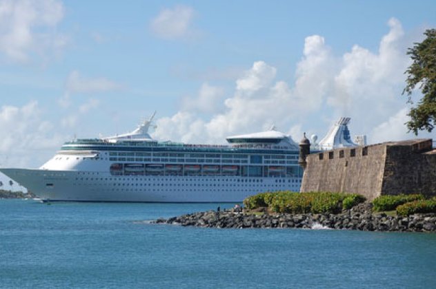 Η Grandeur of the Seas καταφθάνει στα Χανιά, η πρώτη από 11 κρουαζιερόπλοια, άντε μπράβο! - Κυρίως Φωτογραφία - Gallery - Video