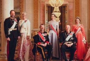 Όταν οι royals της Δανίας πάνε Νορβηγία! Με θαλασσί τουαλέτα η Βασίλισσα Mary, στα πορτοκαλί η Σόνια - Οι τιάρες που ξεχώρισαν (φωτό)