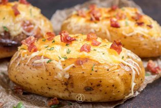 Αργυρώ Μπαρμπαρίγου: Πεντανόστιμη συνταγή για γεμιστές πατάτες - Μπορείτε να παίξετε με υλικά που ήδη έχετε στην κουζίνα σας !