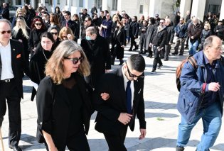 Το τελευταίο αντίο στον σκηνοθέτη, Δημήτρη Κολλάτο - Ποιοι έδωσαν το "παρών" (φωτό)