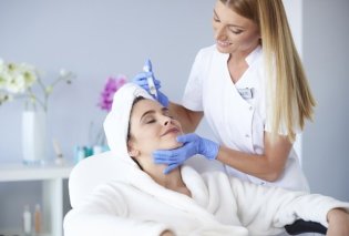 Botox: "Έσπασαν" τα ταμεία φέτος - Πόσα δισεκατομμύρια δαπανήθηκαν για θεραπείες με υαλουρονικό οξύ