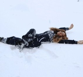 Τα αξέχαστα χριστουγέννα της Beyonce πάνω στον πάγο με μαγιό - Εκπληκτικές φωτό με τον Jay - Z στην Ισλανδία!