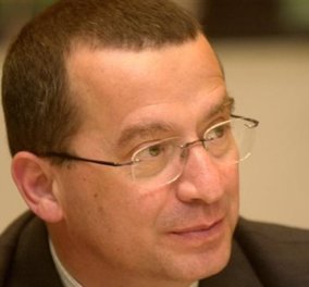 Επικεφαλής της ΕΥΠ ο δημοσιογράφος Γιάννης Ρουμπάτης - Ανέλαβε διοικητής