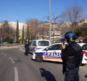 Γαλλία: Κουκουλοφόροι με Καλάσνικοφ πυροβόλησαν αστυνομικούς στην Μασσαλία!