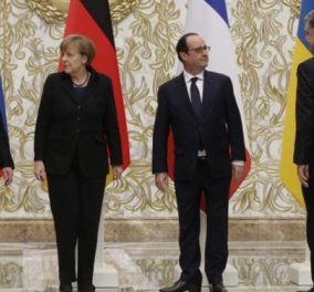 Πούτιν - Ουκρανοί έδωσαν τα χέρια - εκεχειρία μετά από μαραθώνιες διαπραγματεύσεις