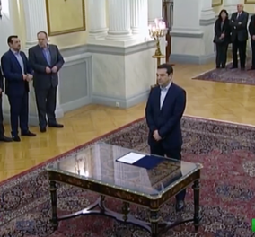 Live: Ορκίστηκε ο Αλέξης Τσίπρας Πρωθυπουργός της χώρας - Πολιτικό όρκο και όχι θρησκευτικό έδωσε ο αρχηγός του ΣΥΡΙΖΑ! (βίντεο)