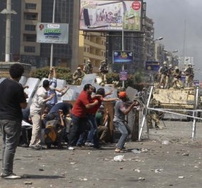 Πανικός στο Κάιρο από έκρηξη μηχανισμού στο μετρό - 8 τραυματίες!