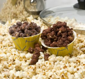 Σοκολατένιο ποπκόρν για να απολαύσετε τις ταινίες σας με γλύκα από τον Στέλιο Παρλιάρο!