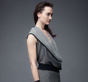 Τοpwoman η Ιωάννα Κουρμπέλα - Η Ελληνίδα σχεδιάστρια μόδας που συνδιάζει την κλασσική αρμονία με την σύγχρονη ''γεωμετρία''!