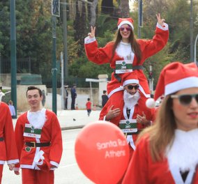 Good news: ΑγιοΒασίληδες βγήκαν στους δρόμους της Αθήνας και σκόρπισαν χαμόγελα μετά τα χθεσινά γυαλιά - καρφιά! 