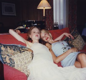 Η Nicole Kidman έδωσε "καυτά" φιλιά στη Naomi Watts - Το αστείο όμως είναι αλλού...