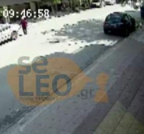 Βίντεο-σοκ: Οδηγός κάνει όπισθεν και χτυπάει με σφοδρότητα ηλικιωμένη στη Θεσσαλονίκη [βίντεο]