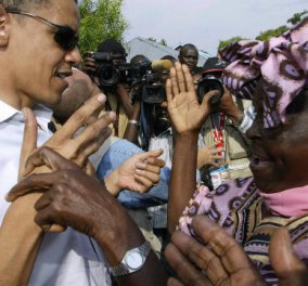 Βίντεο: Ο Ομπάμα μίλησε σουαχίλι στην πατρίδα του την Κενυα - Ιστορική επίσκεψη 