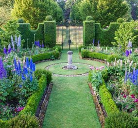 Prince Charles: Αυτοί είναι οι βασιλικοί κήποι του πύργου του! Αντάξιοι του διαδόχου 