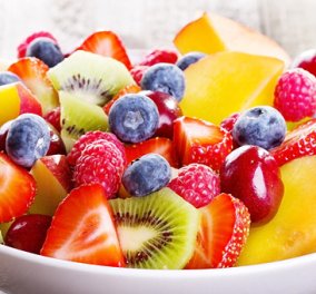 Ζουμερά  καλοκαιρινά φρούτα+ 7 απίθανες συνταγές & όλα όσα τα κάνουν ακαταμάχητα & υγιεινά  