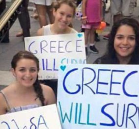 Greece Will Survive: Συγκινητική Συγκέντρωση ομογενών στη Νέα Υόρκη με πανό : '' Η Ελλάδα θα επιβιώσει '' 