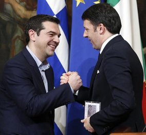 Ρέντσι: ''Πρέπει οπωσδήποτε να υπογράψουμε - Ας σταματήσει η Γερμανία να ταπεινώνει την Ελλάδα''