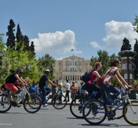 Ποδηλατώντας κάτω απ’ τον καυτό ήλιο στην Αθήνα: Ιδού ο οδηγός επιβίωσης‏