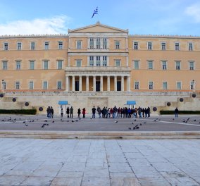 Η ψήφιση της συμφωνίας στην ελληνική Βουλή πρώτο θέμα στα σάιτ των γερμανικών εφημερίδων