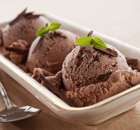 Καταπληκτικό παγωτό πικρή σοκολάτα µε µπαχαρικά - Σούπερ ιδέα!
