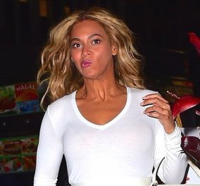 H Beyonce όπως δεν την έχετε ξαναδεί:  Στραβομουτσουνιάζει, κάνει μούτες & γίνεται έξαλλη με τους paparazzi 