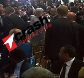 Καρέ - καρέ το φιλικό χτύπημα στην πλάτη του Αλέξη από τον Μπάρακ: Οι πρώτες φωτό Τσίπρα - Ομπάμα