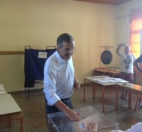 Στην Πύλο με τον γιο του ψήφισε ο Α. Σαμαράς: Οι Έλληνες έμαθαν τώρα την αλήθεια - Η χώρα χρειάζεται σταθερότητα & ασφάλεια