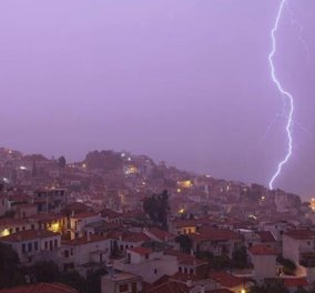 Βιβλική καταστροφή στην Σκόπελο από τις καταρρακτώδεις βροχές: Εικόνες που κόβουν την ανάσα 