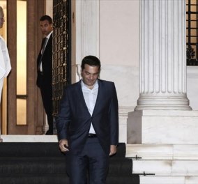 Ο Τσίπρας, οι ευθύνες, η εξουσία & τα κιλά: Συνεργάτες του πρώην Πρωθυπουργού εξηγούν γιατί πάχυνε