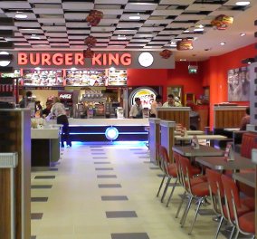 Λάτρεις των burgers, ενθουσιαστείτε: Ο 34χρονος CEO των Burger King φέρνει την γνωστή αλυσίδα & στην Ελλάδα