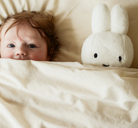 Ποιες απίθανες δικαιολογίες λένε τα παιδιά για να μην πάνε για ύπνο; 