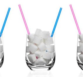 Πόση ζάχαρη περιέχουν τα αναψυκτικά; Δείτε τον πίνακα που αναρτήθηκε σε σχολείο & επιλέξτε προσεκτικά
