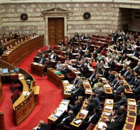 153 ψήφοι υπέρ του πολυνομοσχεδίου - Απείχε ο Παναγούλης, καταψήφισε ο Νικολόπουλος