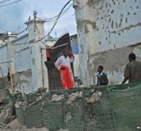 Σομαλία: Μακελειό με άγνωστο αριθμό νεκρών σε ξενοδοχείο -Εκρήξεις & πυροβολισμοί 