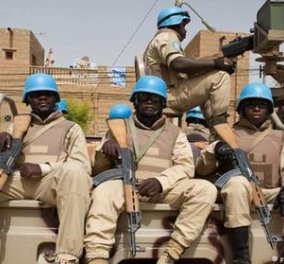 Δεκάδες νεκροί από επίθεση ενόπλων σε βάση του ΟΗΕ στο Μάλι