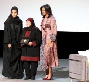 Top Woman η Σακένα Γιακούμπι: Πήρε βραβείο για το «κρυφό σχολειό» του Αφγανιστάν