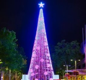 Βίντεο: Νέο Ρεκόρ Γκίνες για το διάσημο χριστουγεννιάτικο δέντρο της Αυστραλίας:  518.000 λαμπάκια φέτος 