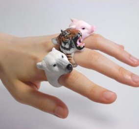 Τα χειροποίητα κοσμήματα με ζώα είναι το νέο trend: Βάλτε κοάλα, σκαντζοχοιράκια & λυκάκια στα δάχτυλα σας‏