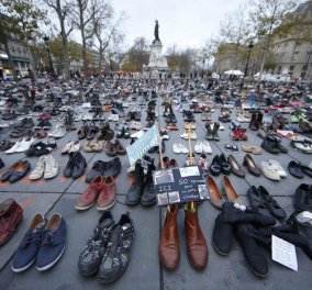 Παρίσι: Κάλυψαν με παπούτσια την Place de la republique οι ακτιβιστές - Σειρά εκδηλώσεων σε όλο τον κόσμο για το περιβάλλον