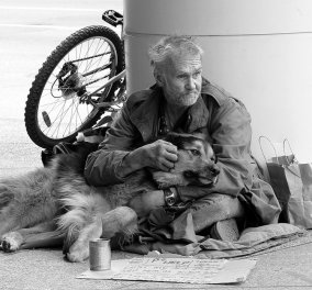 Good News: Θερμαινόμενες αίθουσες για τους άστεγους ανοίγει ο Δήμος Αθηναίων