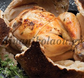 Πεντανόστιμο κοτόπουλο σκορδάτο, «φασκιωμένο» από την σεφ Ντίνα Νικολάου