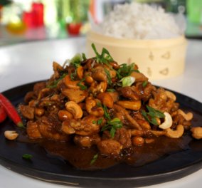 Κοτόπουλο Kung Pao: Μια διαφορετική και πειραγμένη συνταγή από τον Βαγγέλη Δρίσκα