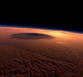 Τα αινιγματικά ρυάκια στον Άρη προβληματίζουν τους επιστήμονες - Ιδού το τι λένε