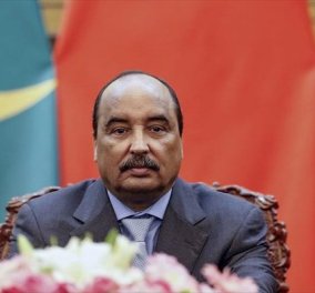 Ο πρόεδρος της Μαυριτανίας σε ρόλο διαιτητή ποδοσφαίρου: Βαρέθηκε από το θέαμα που έβλεπε και διέταξε να διακοπεί ο αγώνας & να παιχτεί στα πέναλτι!