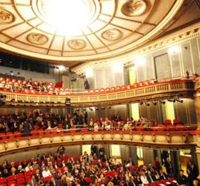 Το Εθνικό Θέατρο υπέρ του έργου του Σάββα Ξηρού-«Το θέατρο σαν τέχνη δεν έρχεται να ξαναδικάσει» 