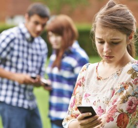 15χρονη ασκούσε «Cyberbullying» σε συμμαθήτριές της - Δεκάδες διαδικτυακά μηνύματα 