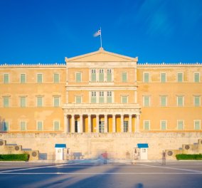 Για λόγους ασφαλείας απαγορεύονται αύριο οι συγκεντρώσεις και πορείες στο κέντρο της Αθήνας