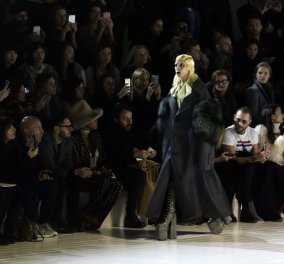  Η Lady Gaga έγινε εντυπωσιακό μοντέλο για τον Marc Jacobs, στην Εβδομάδα Μόδας της Νέας Υόρκης