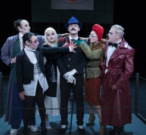 Το Eirinika αγαπά το θέατρο: Η «Όπερα της Πεντάρας» έρχεται για 20 παραστάσεις στη λαμπερή σκηνή του Παλλάς 