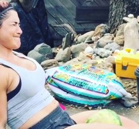 Top woman η Αυστραλή Kortney Olson: Σπάει καρπούζια με μία κίνηση και μας "αφήνει κάγκελο"